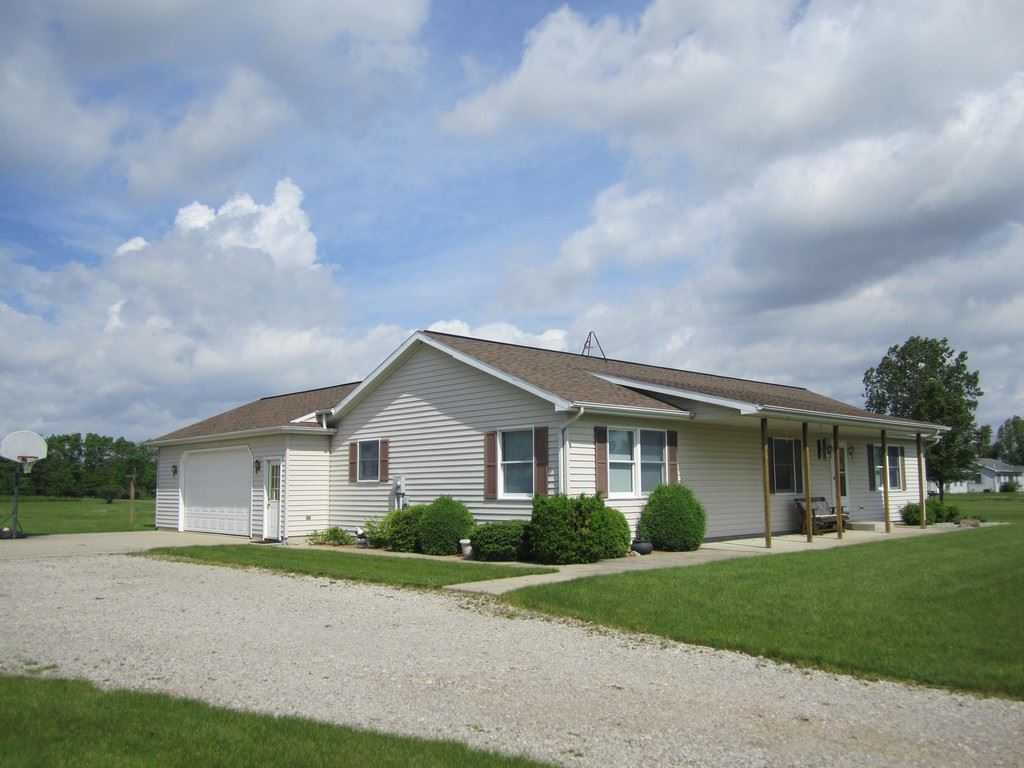 4942 County Road 71 Butler, IN 46721 - Photo 2 of 26 Gallery Image 2