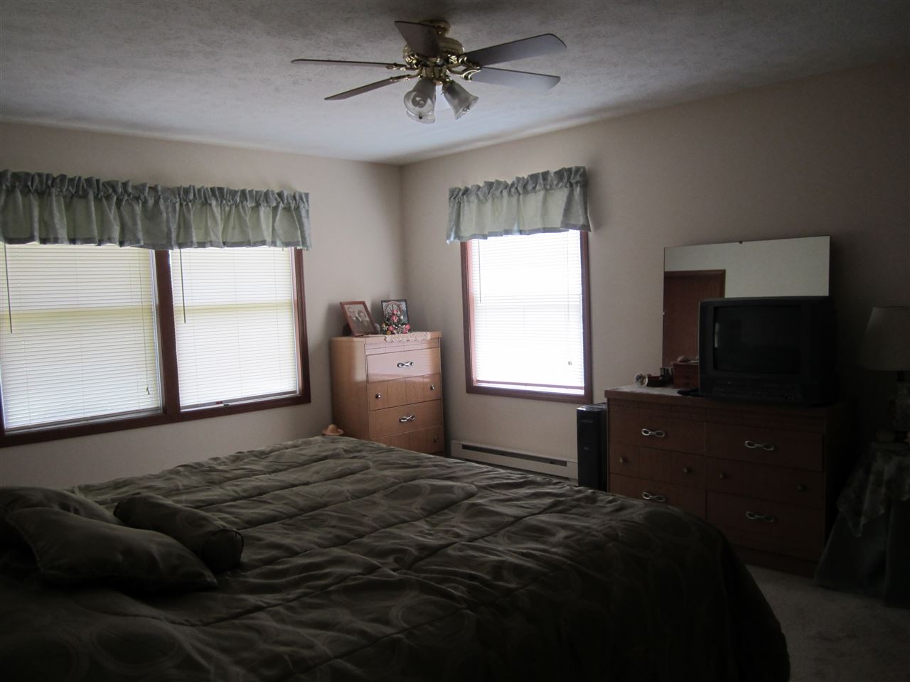 4942 County Road 71 Butler, IN 46721 - Photo 13 of 26 Gallery Image 13