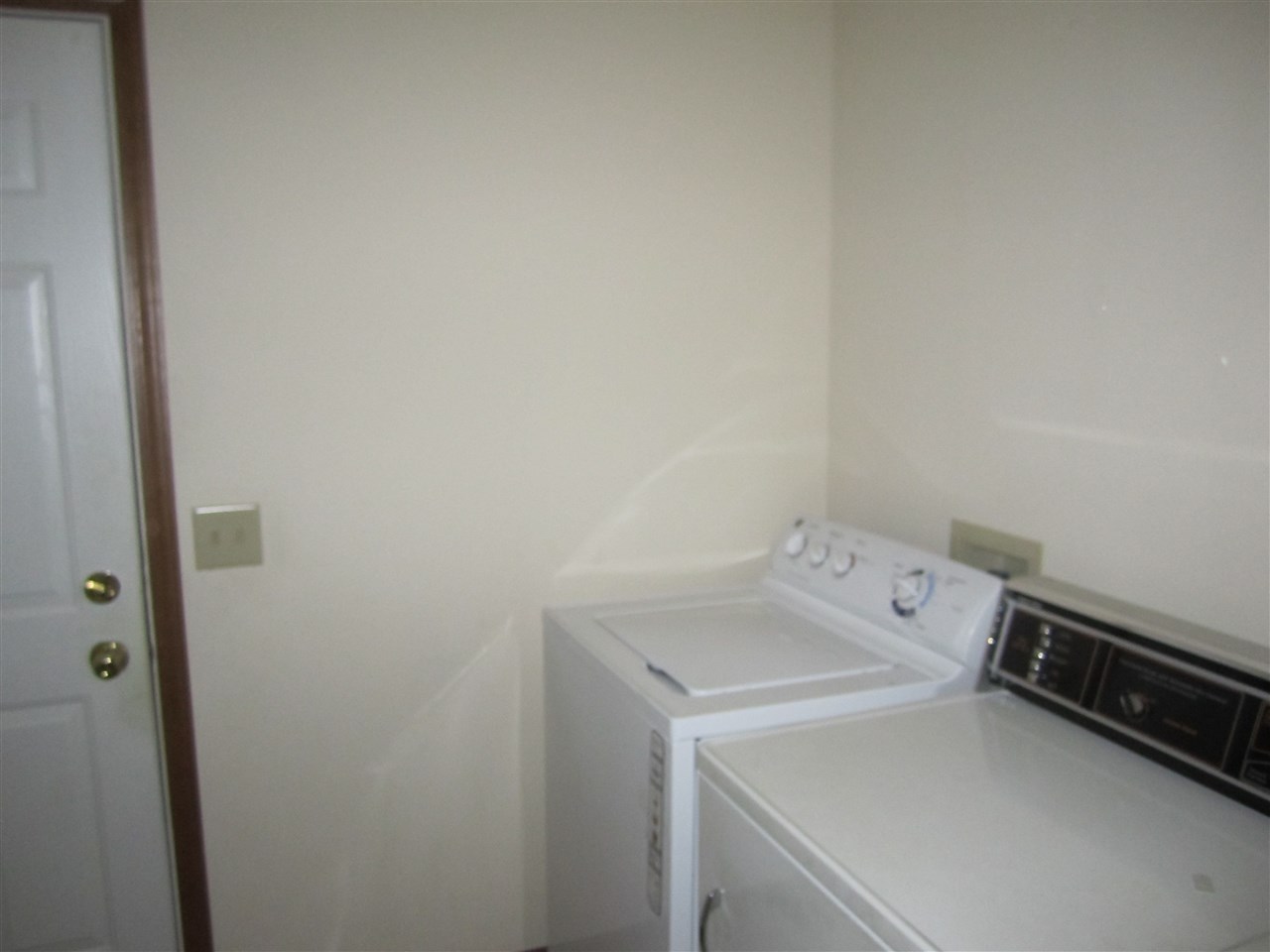 4942 County Road 71 Butler, IN 46721 - Photo 17 of 26 Gallery Image 17
