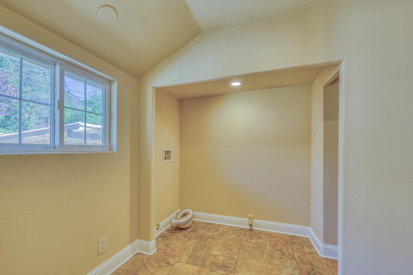 6575 Tustin Road Salinas, CA 93907 - Photo 35 of 55 Gallery Image 35