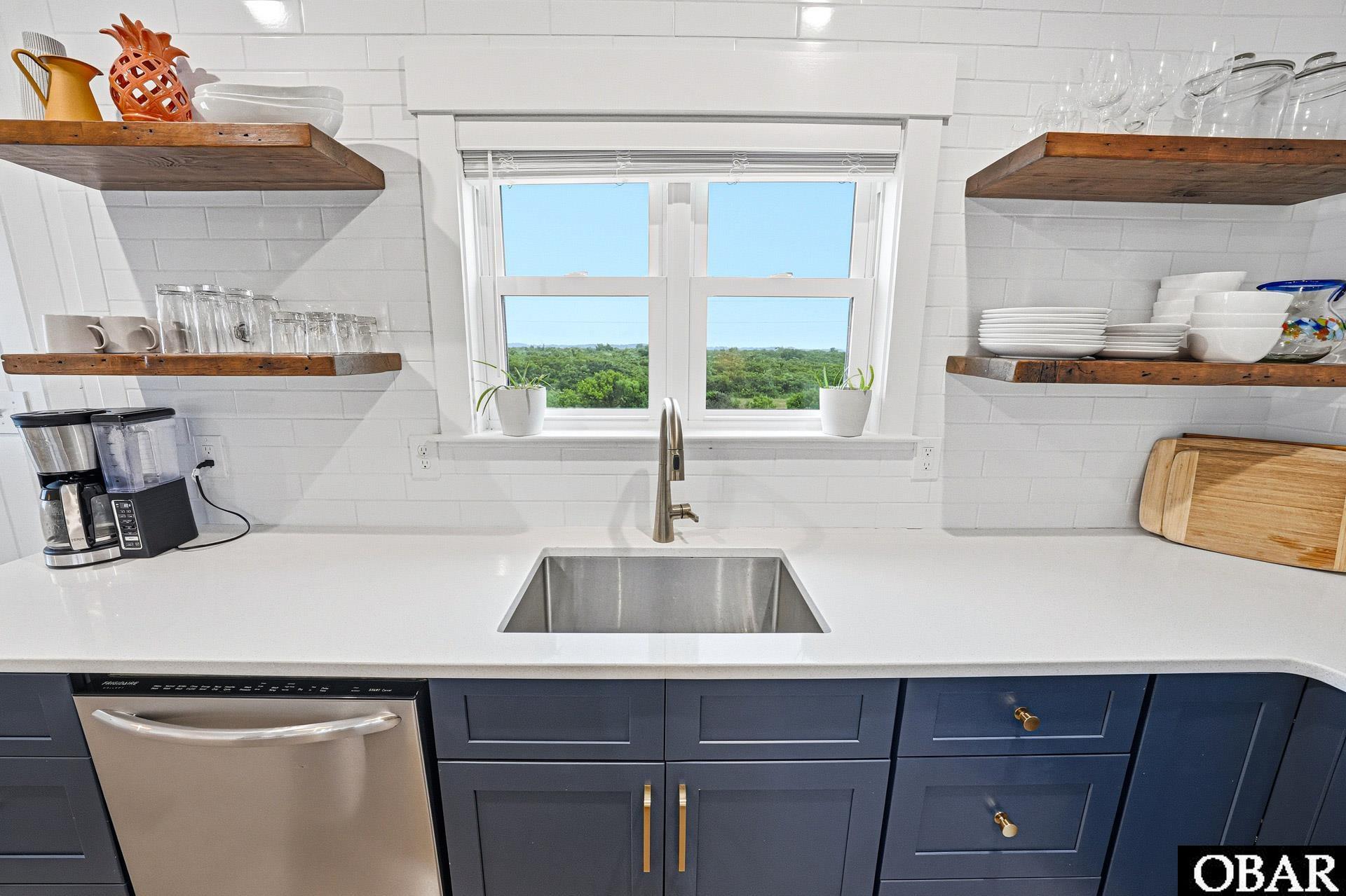 9010 South Old Oregon Inlet Road Nags Head, NC 27959 - Photo 11 of 81 Gallery Image 11