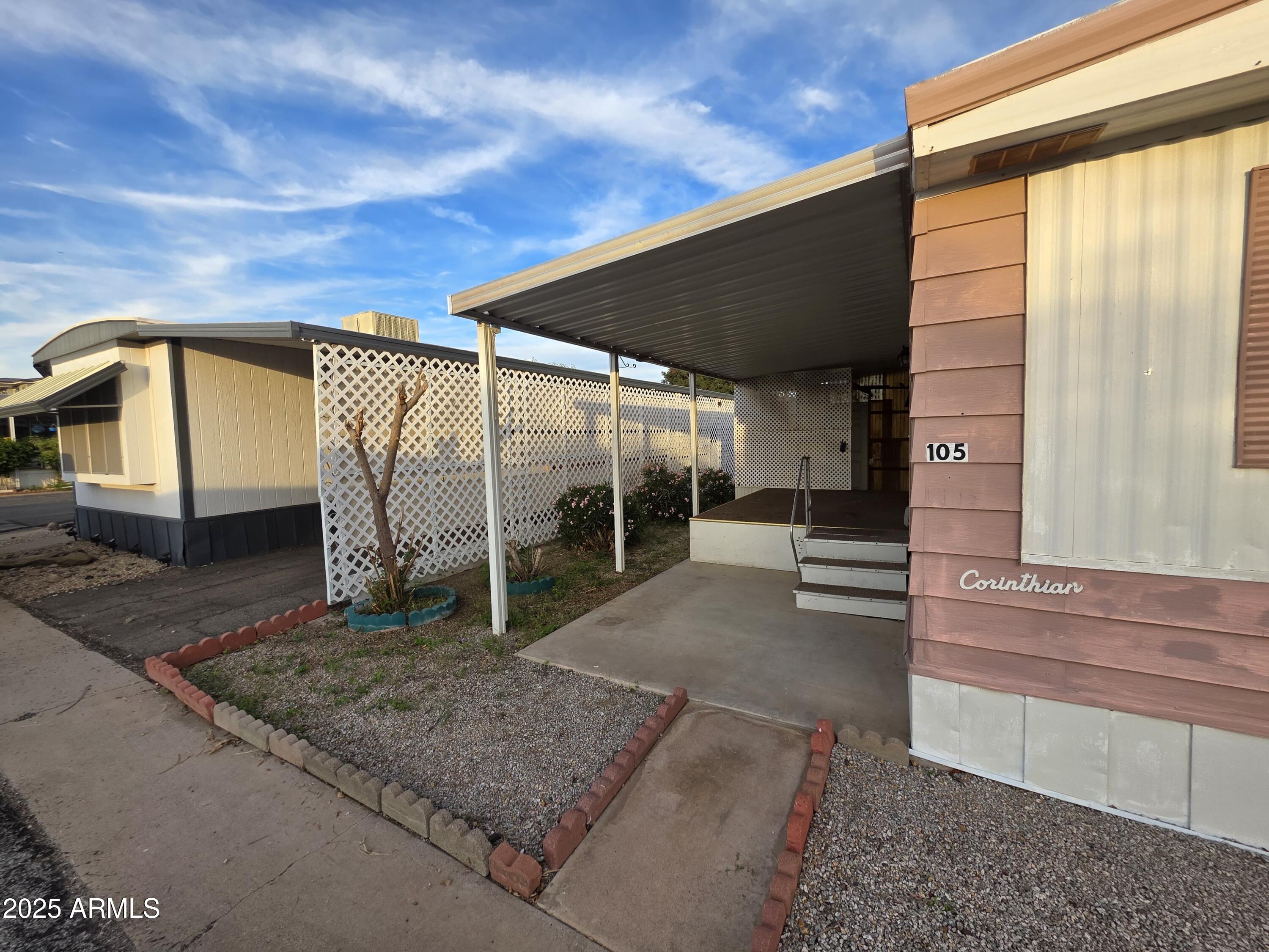 4800 West Ocotillo Road, Unit 105 Glendale, AZ 85301 - Photo 17 of 20 a view of a backyard