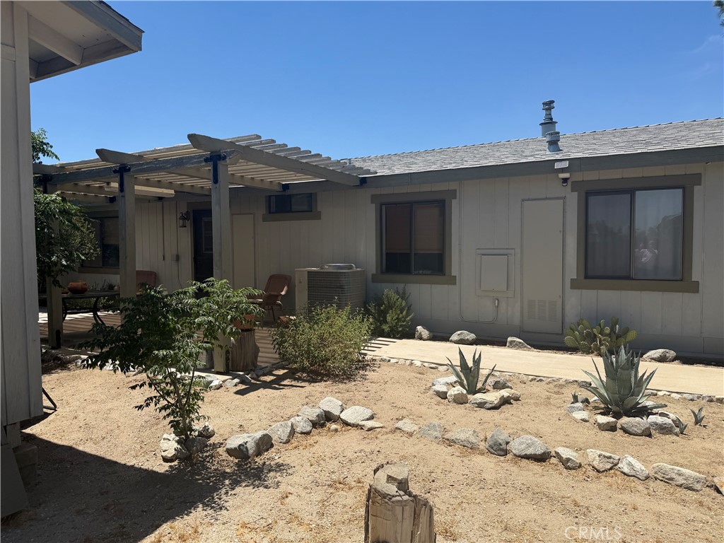 11471 Alta Vista Road Pinon Hills, CA 92372 - Photo 3 of 36