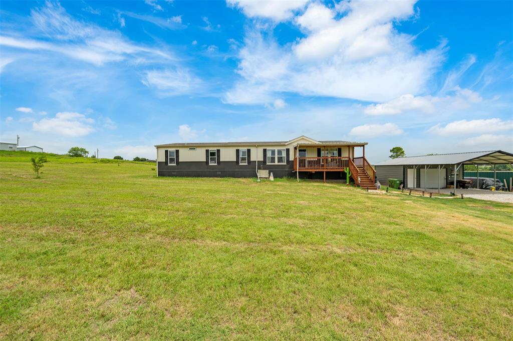 141 Kid Road Boyd, TX 76023 - Photo 4 of 40