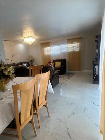 $379,900 | 7100 Scrub Oak Lane, Orlando, FL 32818