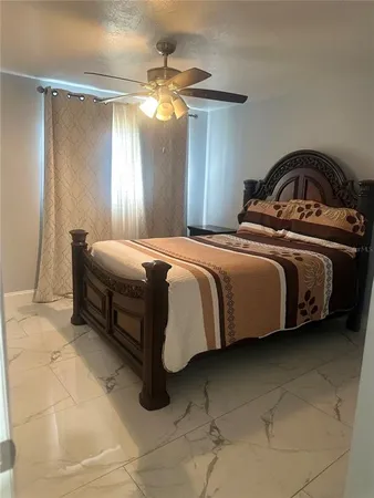 $379,900 | 7100 Scrub Oak Lane, Orlando, FL 32818