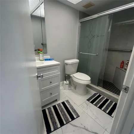 $379,900 | 7100 Scrub Oak Lane, Orlando, FL 32818