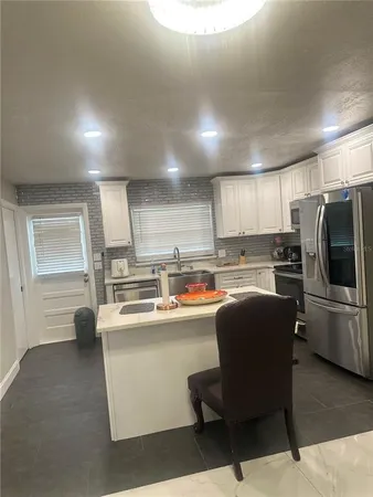 $379,900 | 7100 Scrub Oak Lane, Orlando, FL 32818