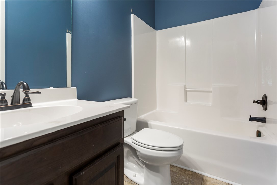645 State Rd S-37-54 Seneca, SC 29678 - Photo 26 of 36 Main Bathroom