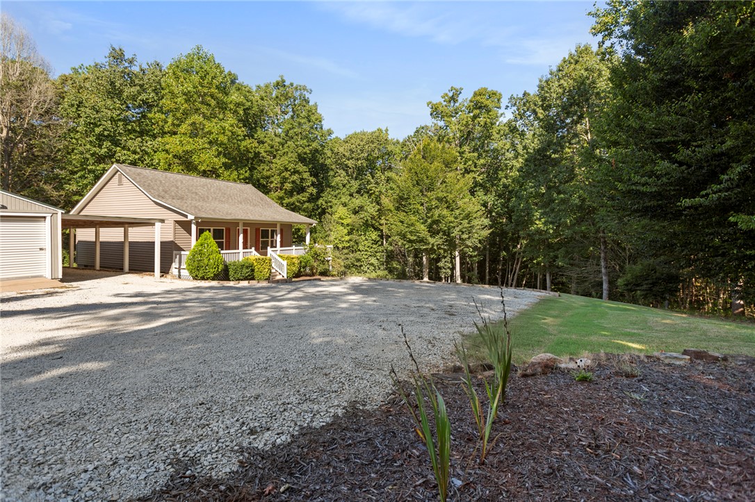 645 State Rd S-37-54 Seneca, SC 29678 - Photo 29 of 36 Gallery Image 29