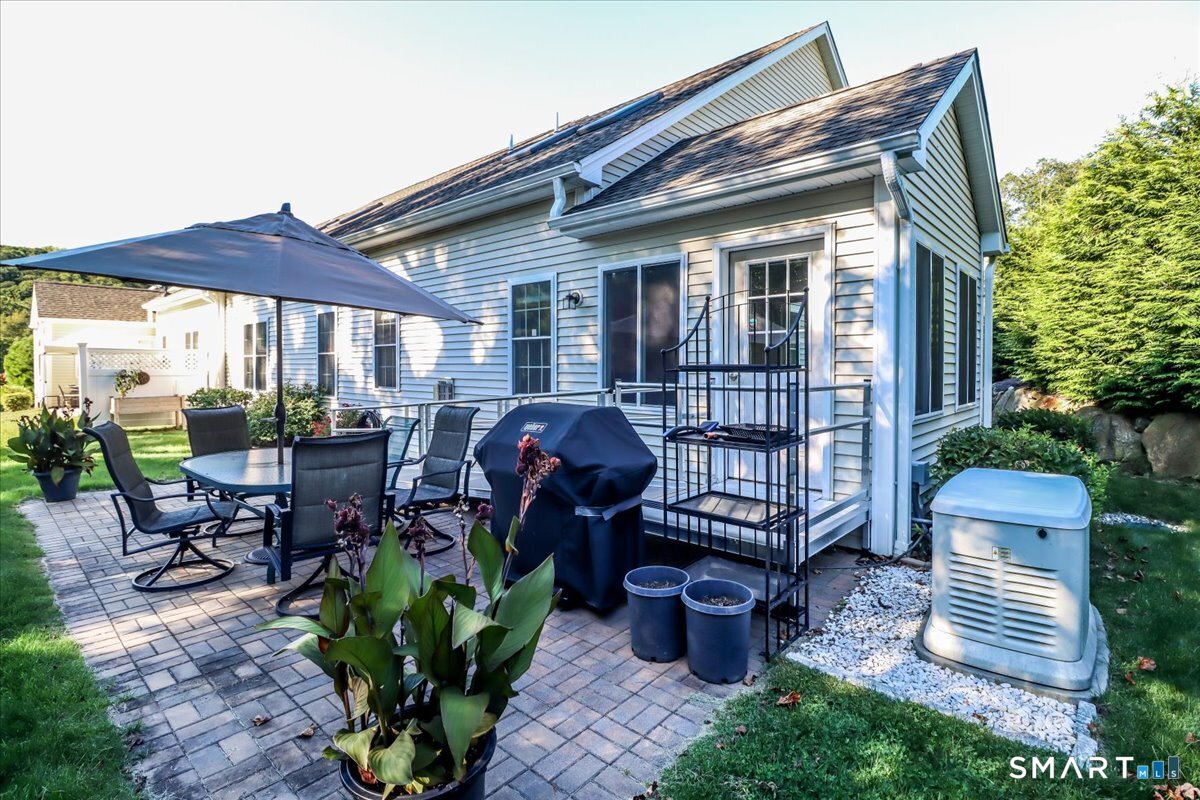 215 Meadow Brook Road, Unit 215 Oxford, CT 06478 - Photo 18 of 35