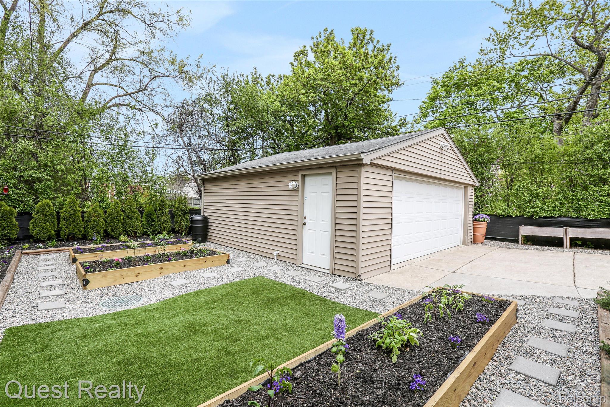 1850 Cambridge Road Berkley, MI 48072 - Photo 36 of 42 maintenance free back yard! Turf w/15 yr warranty