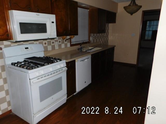 7276 Highland Road Indianapolis, IN 46268 - Photo 5 of 12 Gallery Image 5