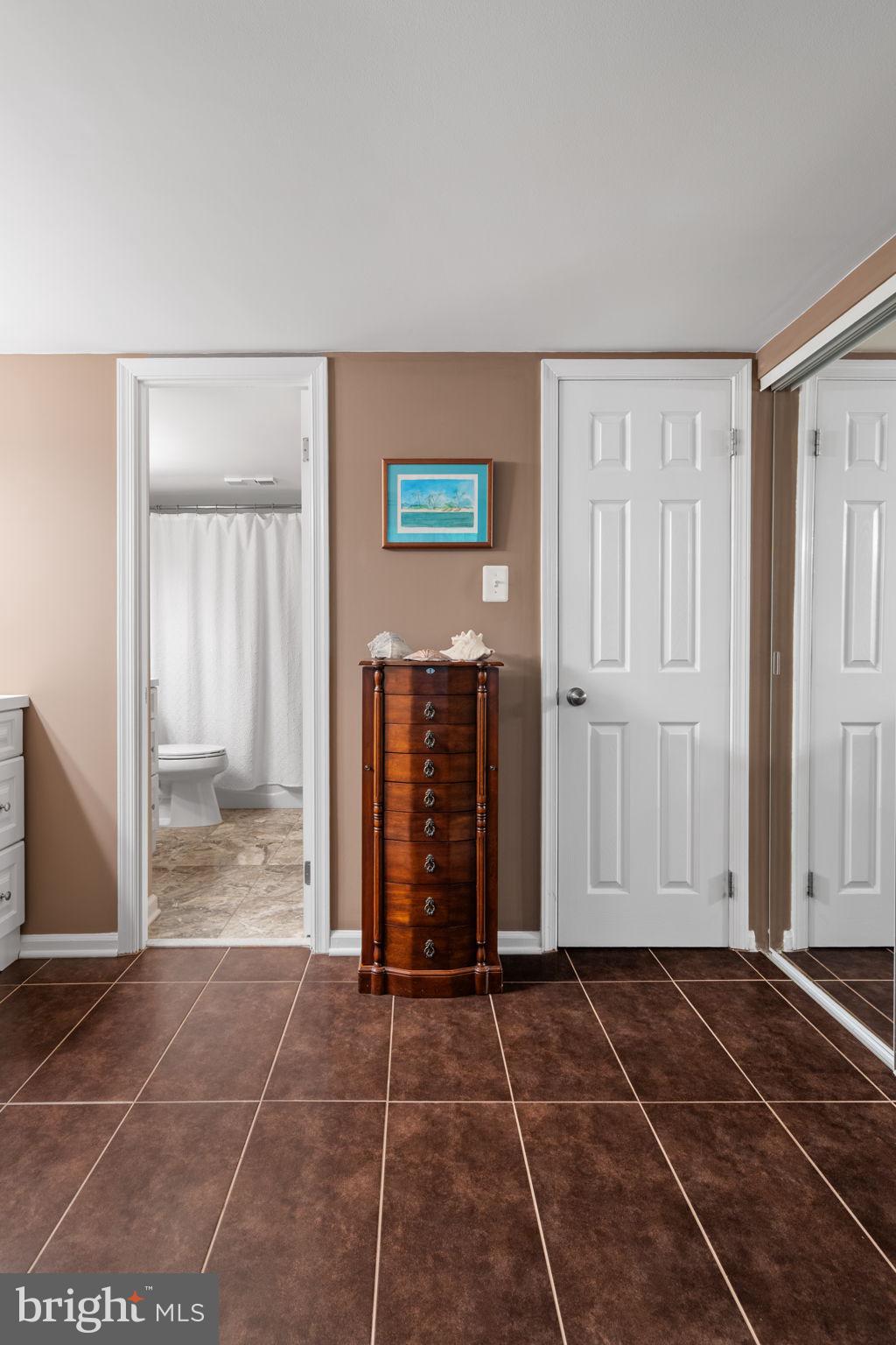 5804 Cove Landing Road, Unit 101 Burke, VA 22015 - Photo 20 of 37 Primary Bedroom