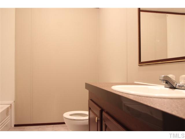 129 Friendship Crossing Roxboro, NC 27574 - Photo 8 of 13 Second full bathroom