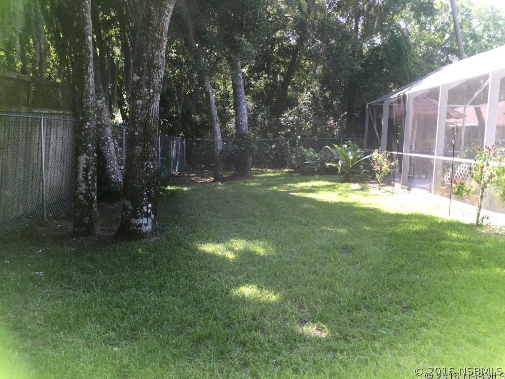 160 Hibiscus Road Edgewater, FL 32141 - Photo 12 of 36 Gallery Image 12