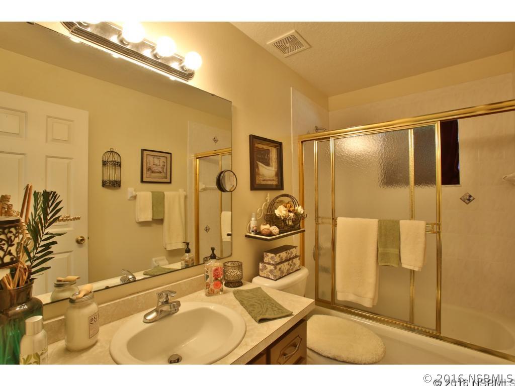 160 Hibiscus Road Edgewater, FL 32141 - Photo 29 of 36 Gallery Image 29