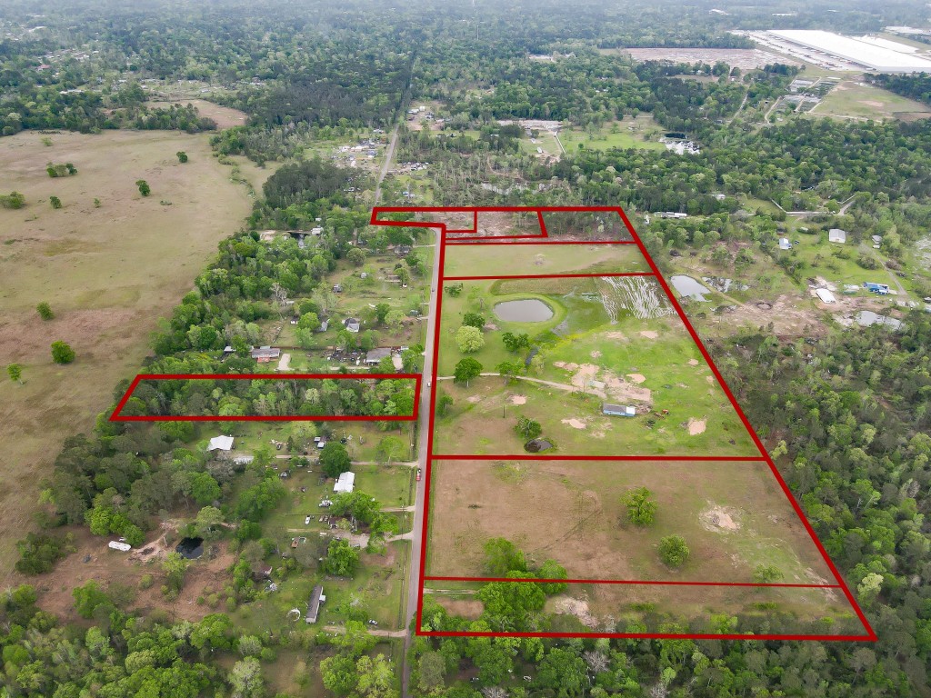 18448 Pickering Road Conroe, TX 77302 - Photo 4 of 15