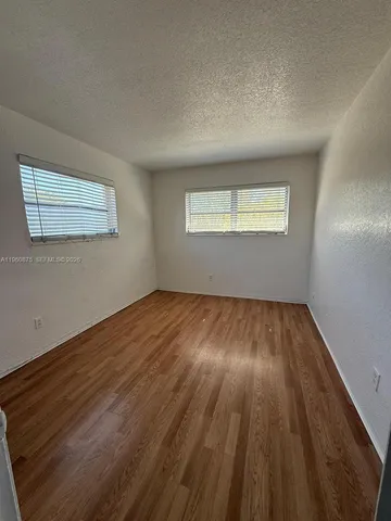 $1,425 | 16851 Northeast 18th Avenue, Unit 201, North Miami Beach, FL 33162