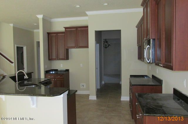 6292 Battlegate Road Jacksonville, FL 32258 - Photo 7 of 16 Kitchen 2