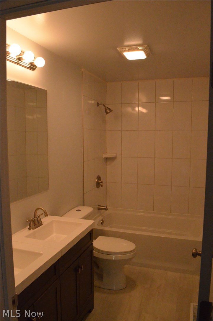 3011 Ridge Road Warren, OH 44484 - Photo 6 of 33 Gallery Image 6