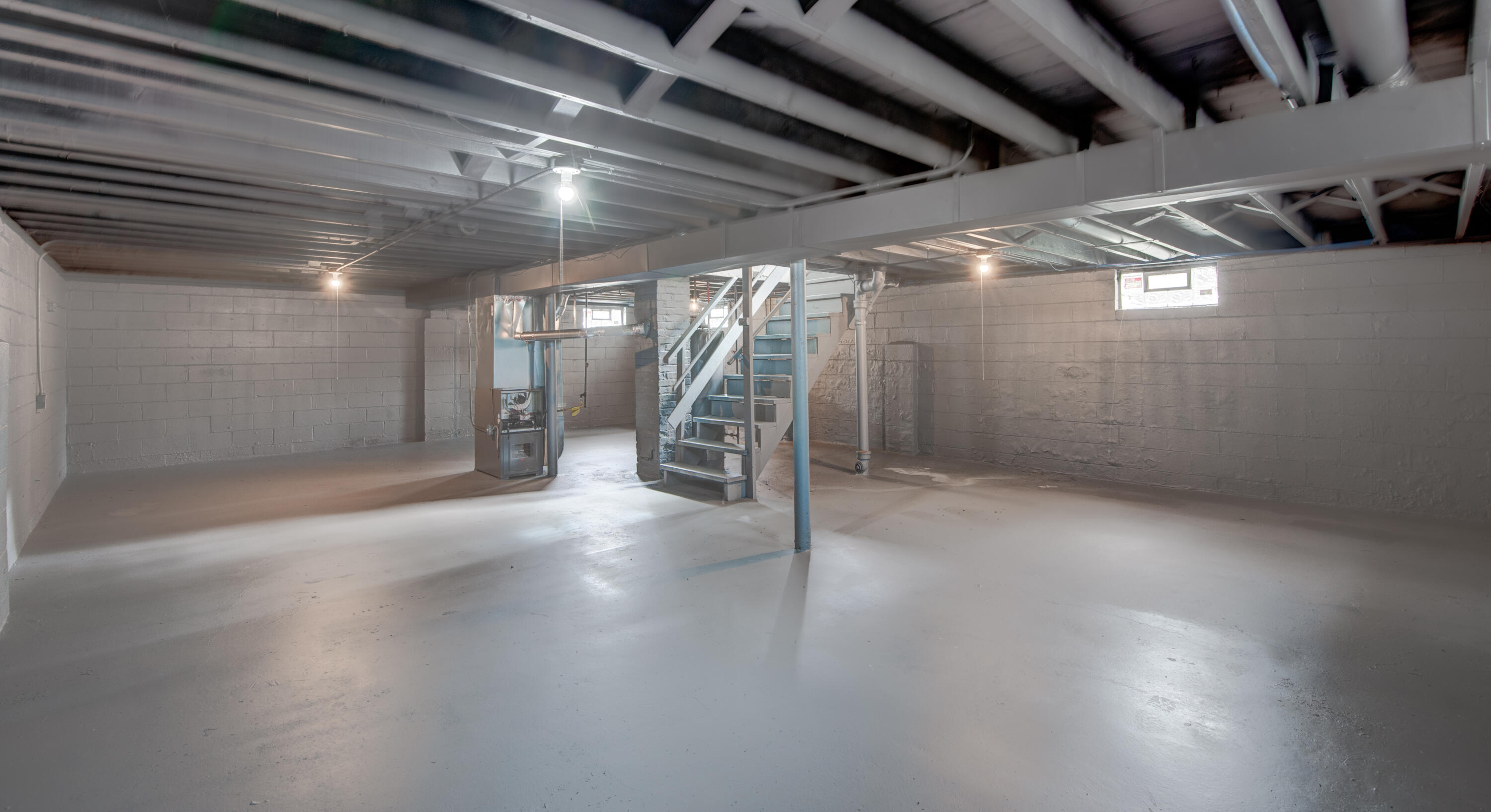 4409 East 11th Avenue Gary, IN 46403 - Photo 25 of 32 a view of an empty room with wooden floor