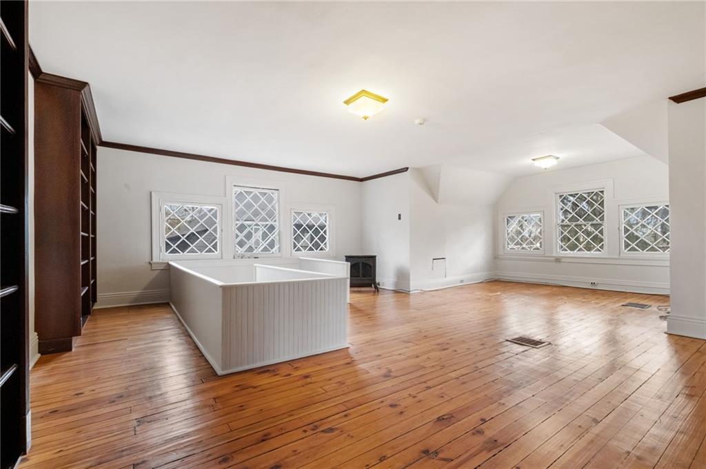 5575 Hampton Street Pittsburgh, PA 15206 - Photo 38 of 50