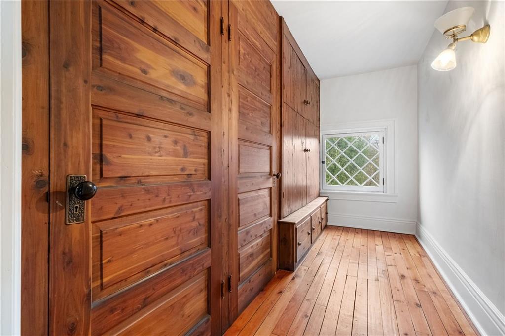 5575 Hampton Street Pittsburgh, PA 15206 - Photo 41 of 50