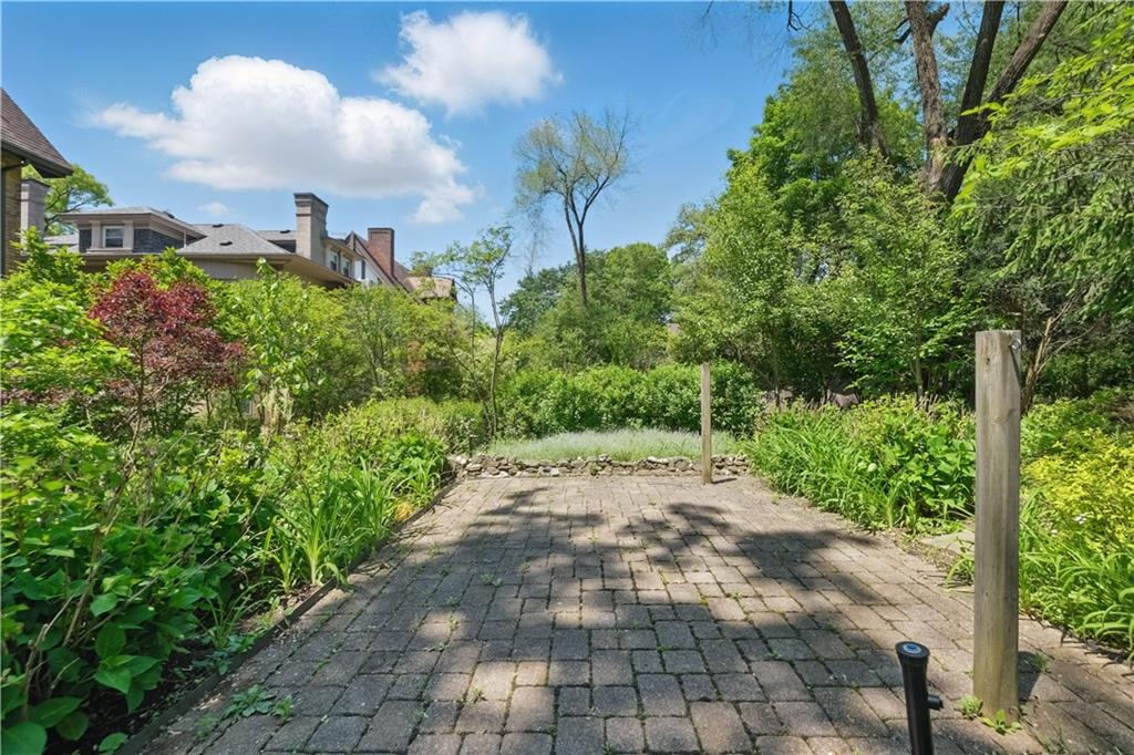 5575 Hampton Street Pittsburgh, PA 15206 - Photo 44 of 50