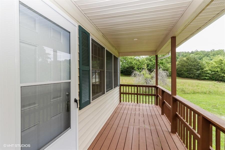 773 Ranch Way Sevierville, TN 37862 - Photo 4 of 17 03_773RANCHWAY_2003_LowRes