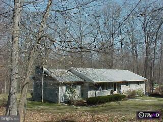 307 Mountain View Road Reading, PA 19607 - Photo 1 of 6