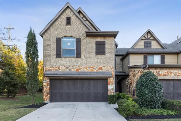 $385,000 | 1014 Brook Forest Lane, Euless, TX 76039