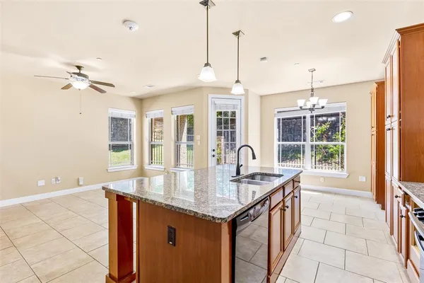 $385,000 | 1014 Brook Forest Lane, Euless, TX 76039