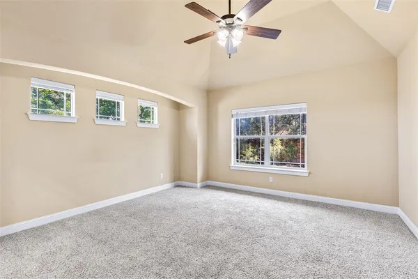 $385,000 | 1014 Brook Forest Lane, Euless, TX 76039