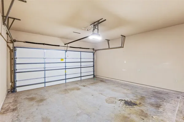 $385,000 | 1014 Brook Forest Lane, Euless, TX 76039