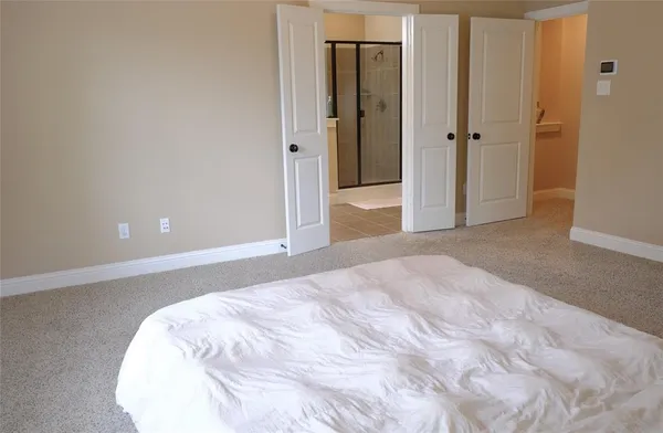 $385,000 | 1014 Brook Forest Lane, Euless, TX 76039