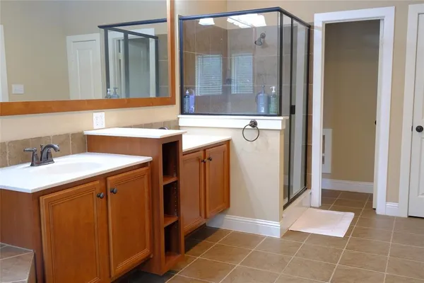 $385,000 | 1014 Brook Forest Lane, Euless, TX 76039