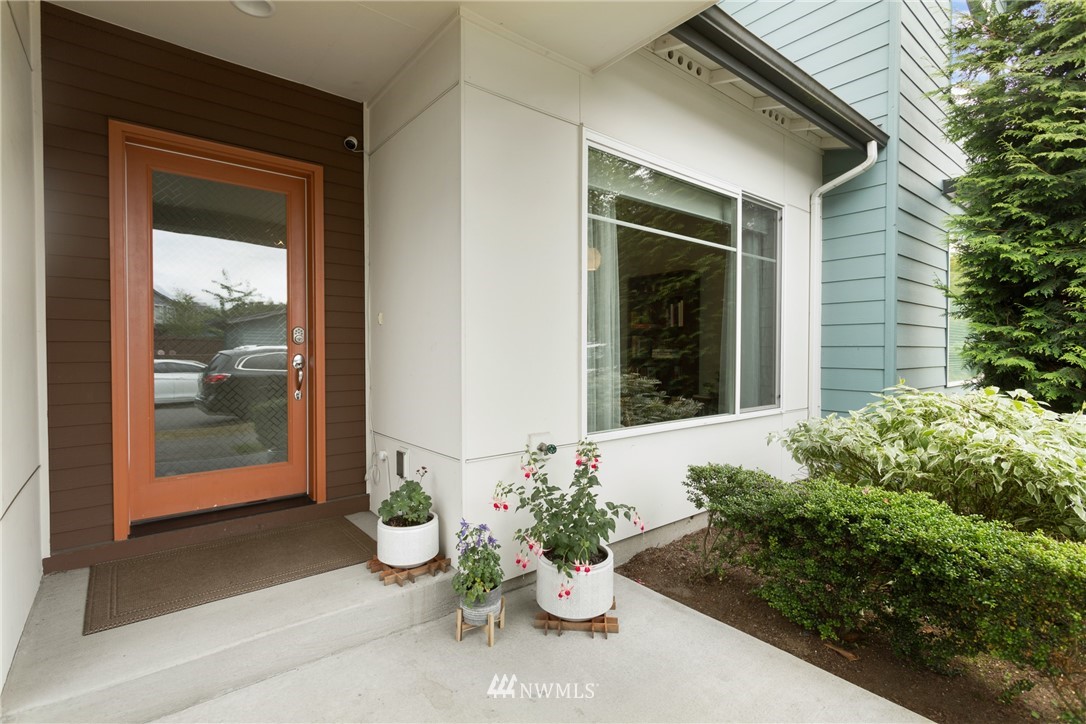 3013 South Nevada Street Seattle, WA 98108 - Photo 3 of 26