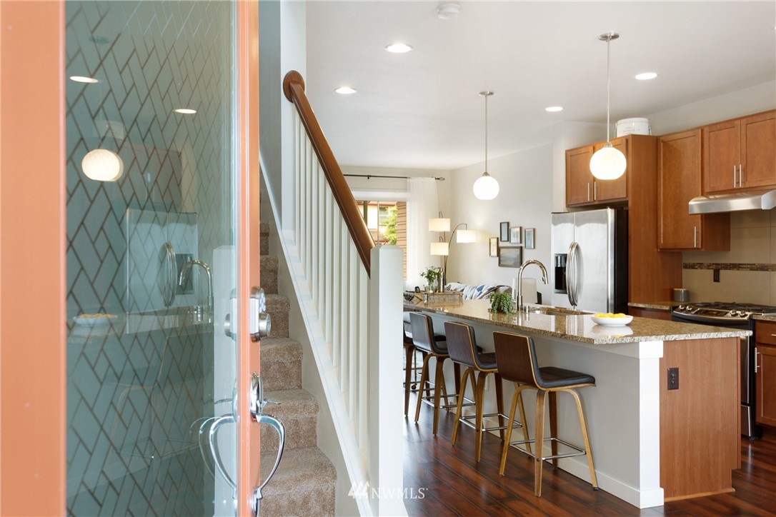 3013 South Nevada Street Seattle, WA 98108 - Photo 4 of 26