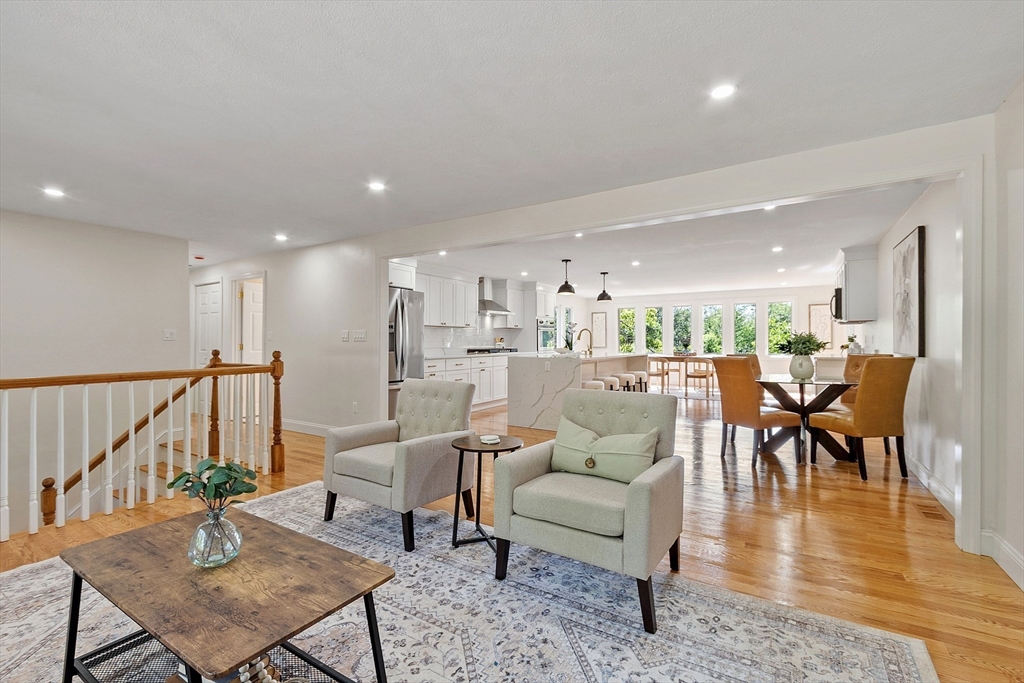 332 North Road Bedford, MA 01730 - Photo 3 of 32