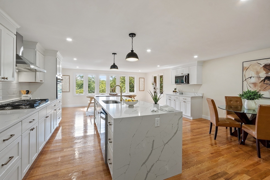 332 North Road Bedford, MA 01730 - Photo 9 of 32