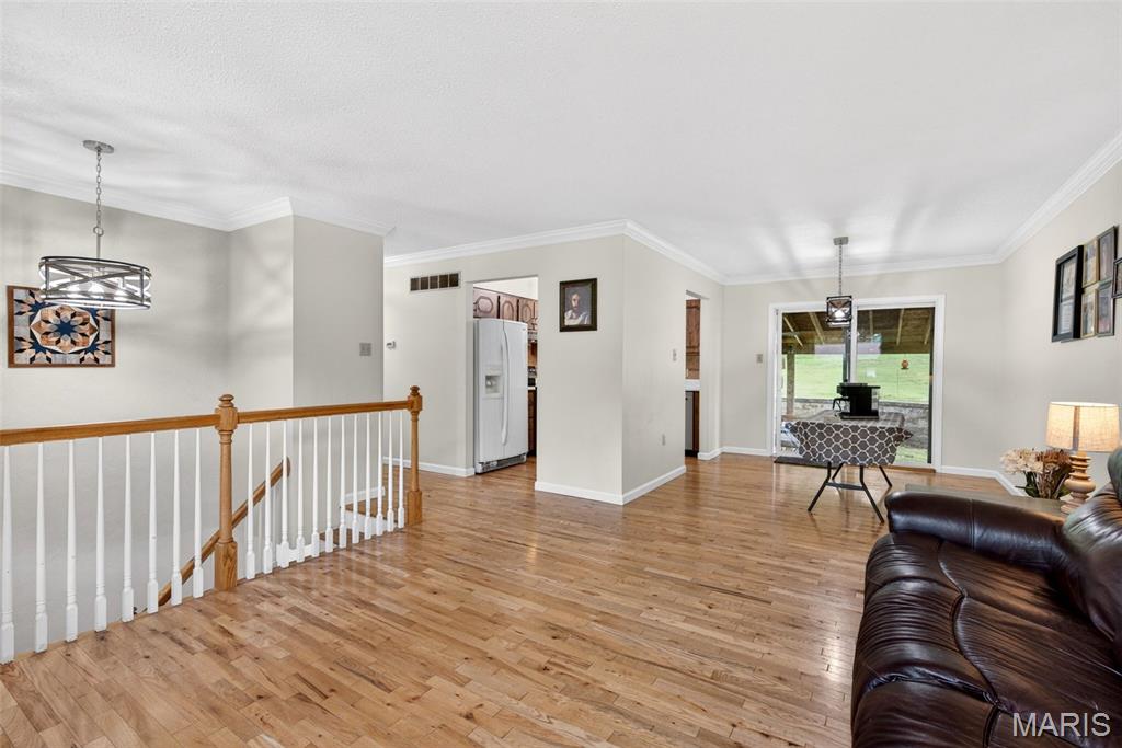 2673 Cathy Ann Drive High Ridge, MO 63049 - Photo 8 of 48