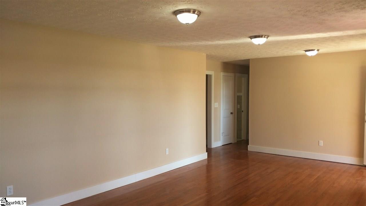 1401 Fork Shoals Road Greenville, SC 29605 - Photo 14 of 31 Gallery Image 14