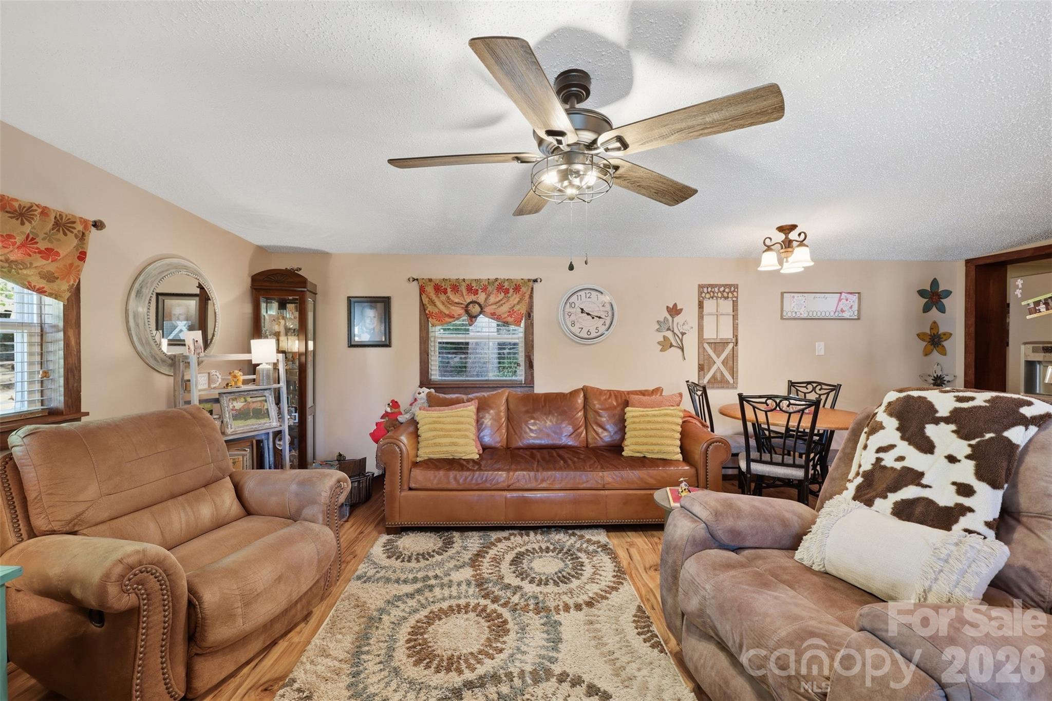 176-174 Oak Hollow Road Union Grove, NC 28689 - Photo 36 of 48 a living room with furniture