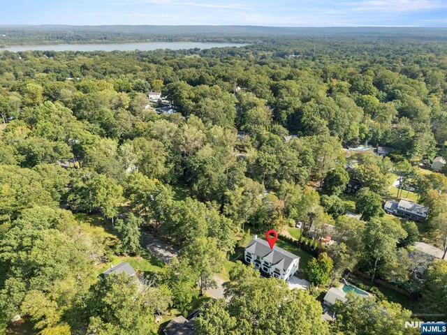 $2,349,000 | 559 Stellman Drive, River Vale, NJ 07675