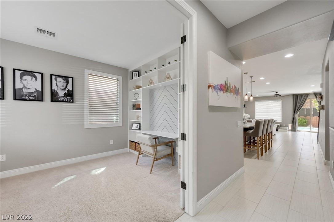 10984 Prairie Grove Road Las Vegas, NV 89179 - Photo 3 of 50