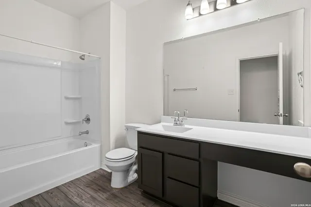 $1,900 | 702 Eucharis, San Antonio, TX 78245