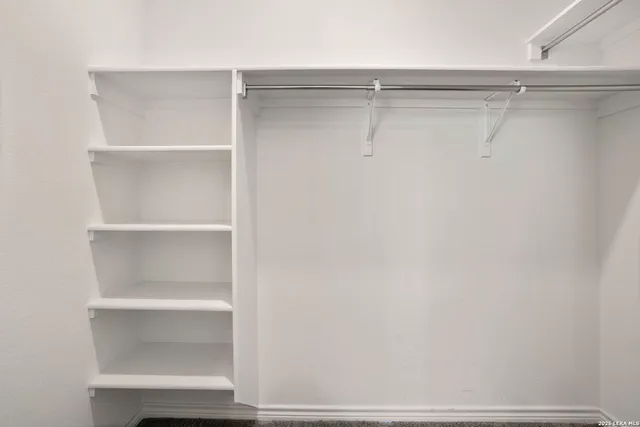 $1,900 | 702 Eucharis, San Antonio, TX 78245