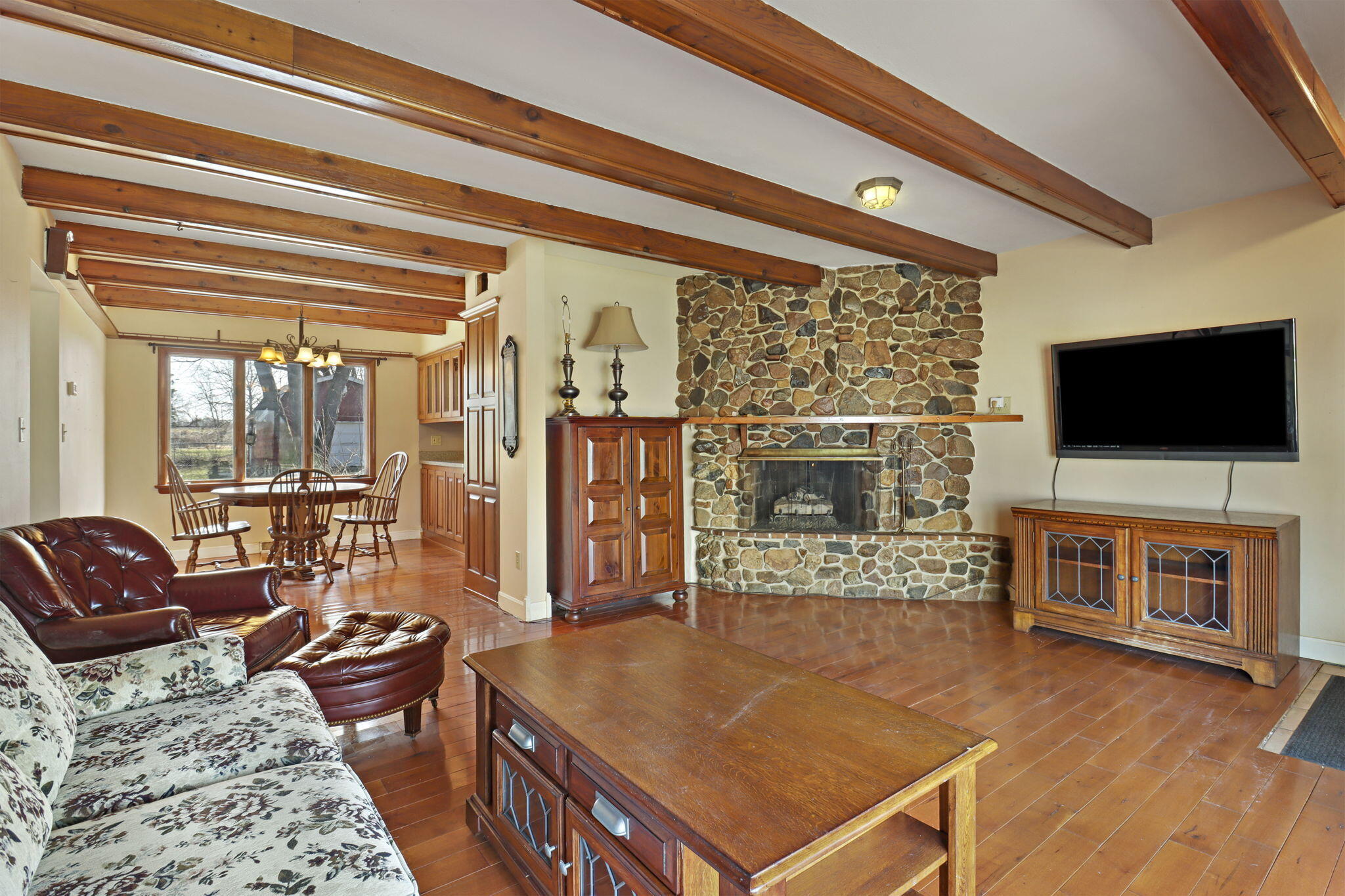 1735 Willow Road Mount Pleasant, WI 53177 - Photo 4 of 19 4-web-or-mls-1735 Willow Rd, Sturtevant,