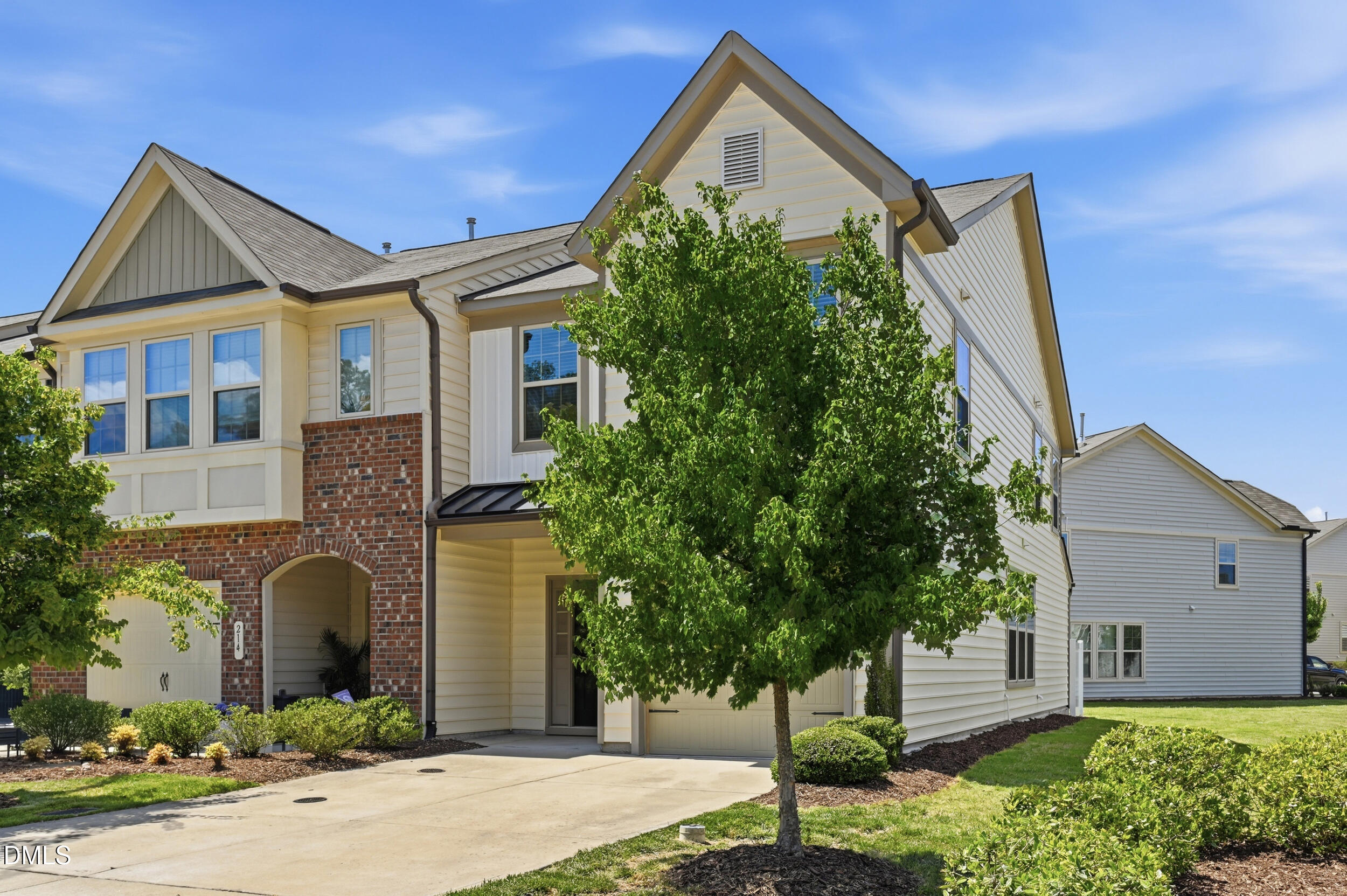 212 Cross Blossom Road Durham, NC 27703 - Photo 2 of 28